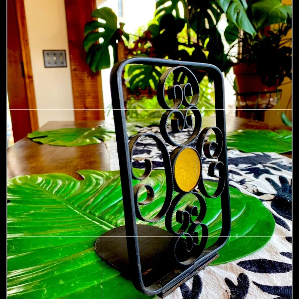 😎 Alert! Vtg Set of MC Mod Spanish Revival Bookends